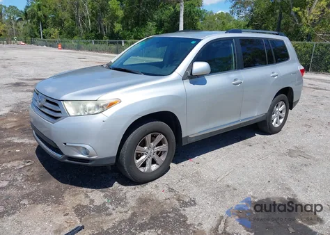 2013 Toyota Highlander Base Plus V6 из США, поврежденный, VIN 5TDZK3EH3DS098705